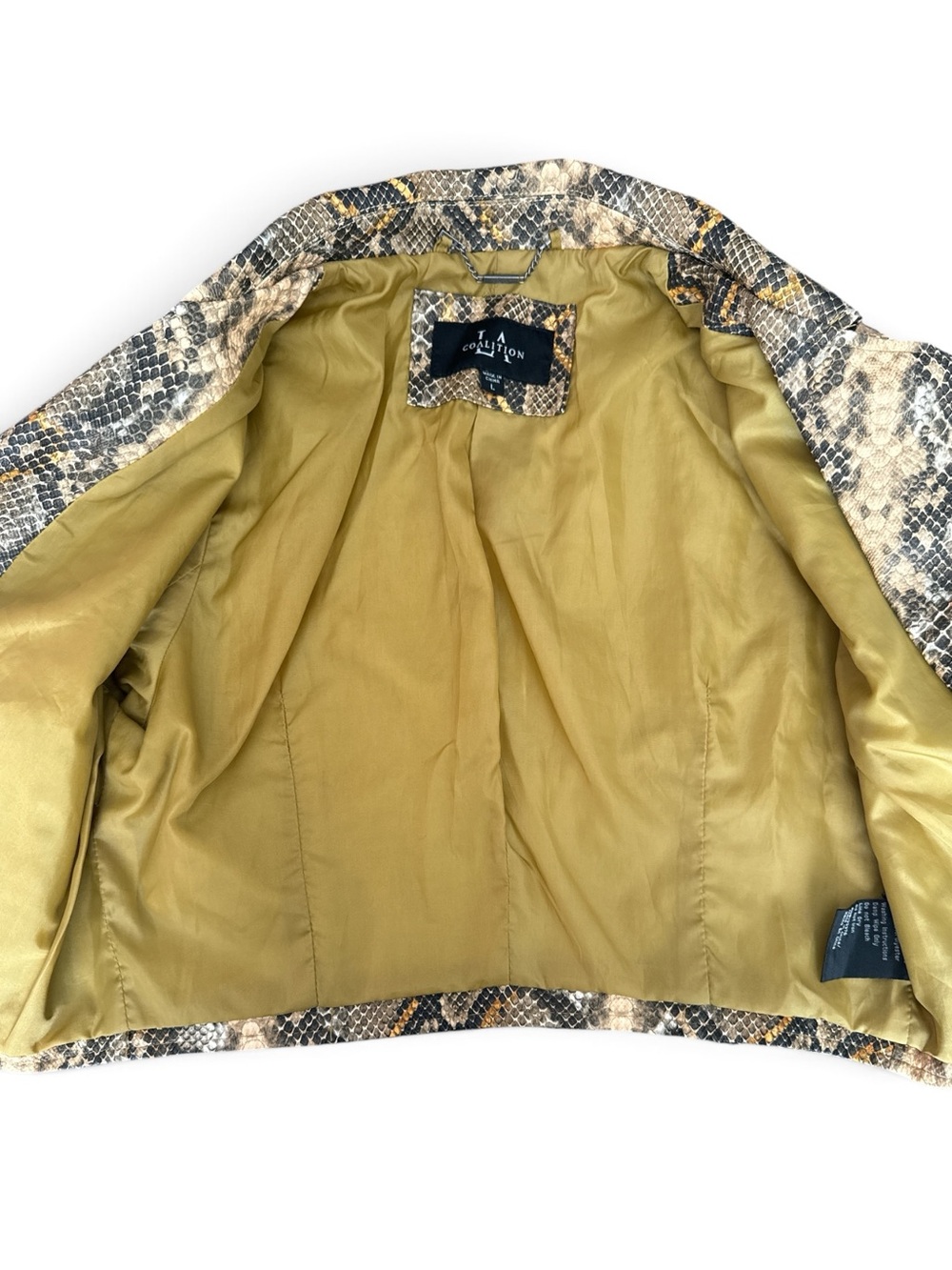 LA Coalition Yellow Snake-Print Faux Leather Jacket Cropped Moto Jacket (L) - Picture 5 of 9